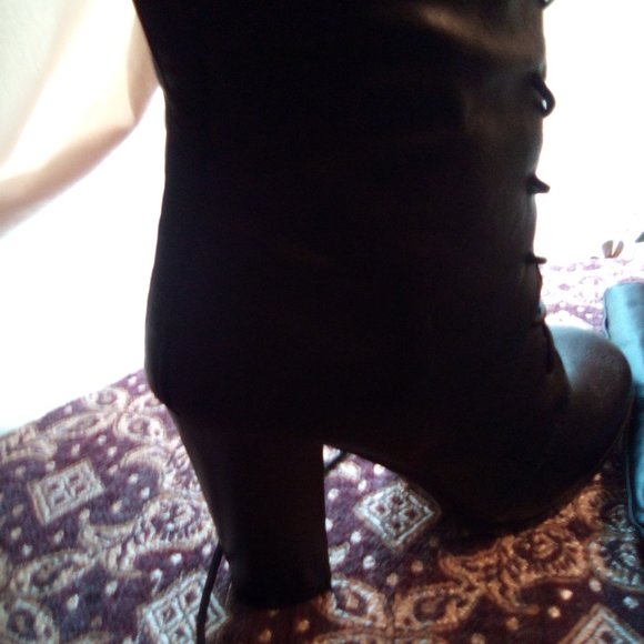 Long Boot - Picture 3 of 10